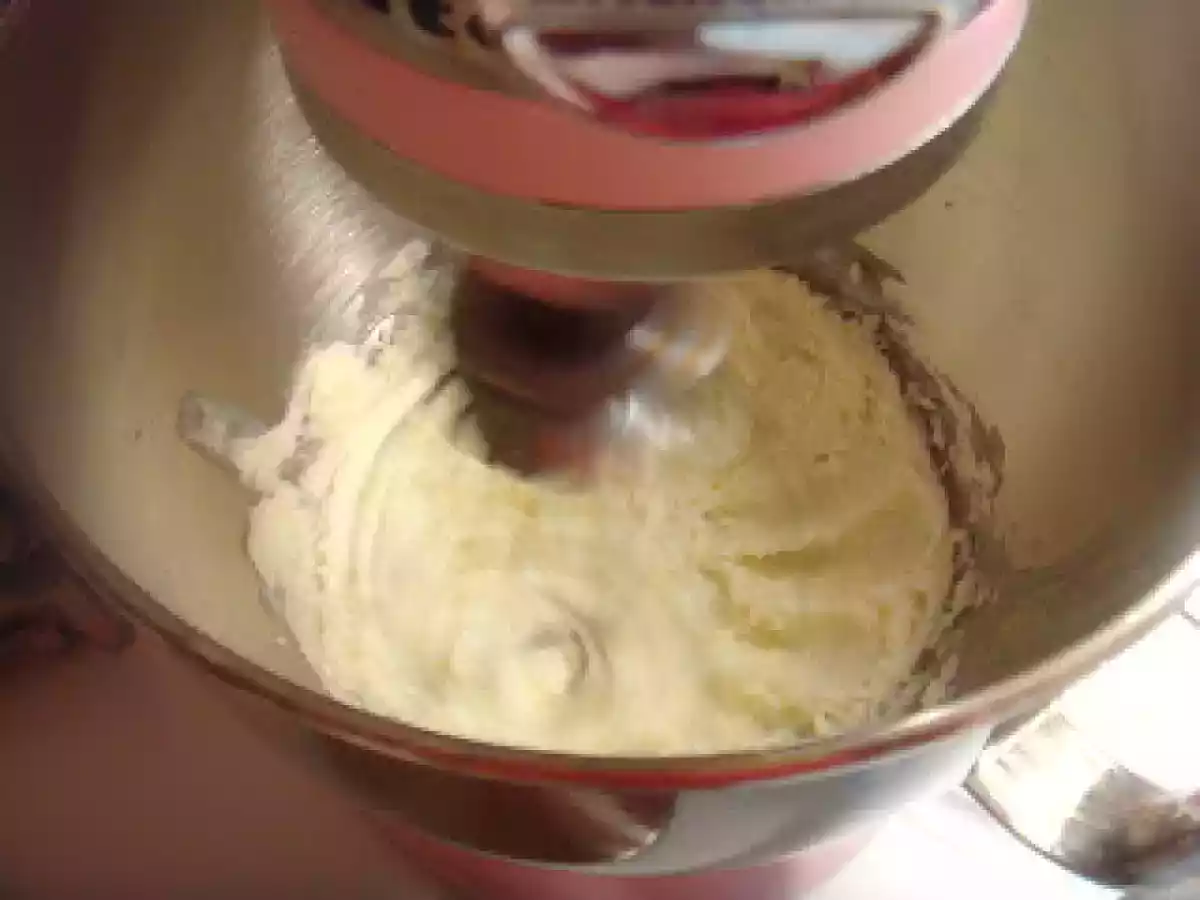 Torta di rose per la festa della mamma - foto 9