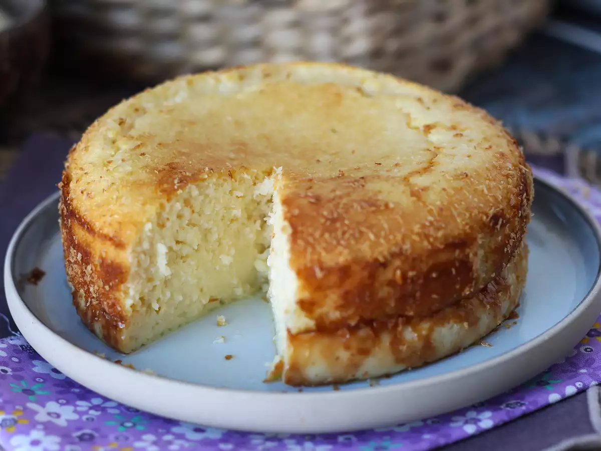 Torta flan al cocco e latte condensato facile e cremosa - foto 5