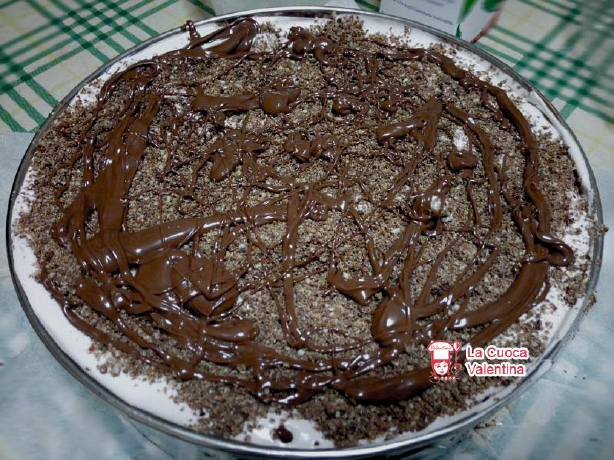 Torta fredda con biscotti e nutella