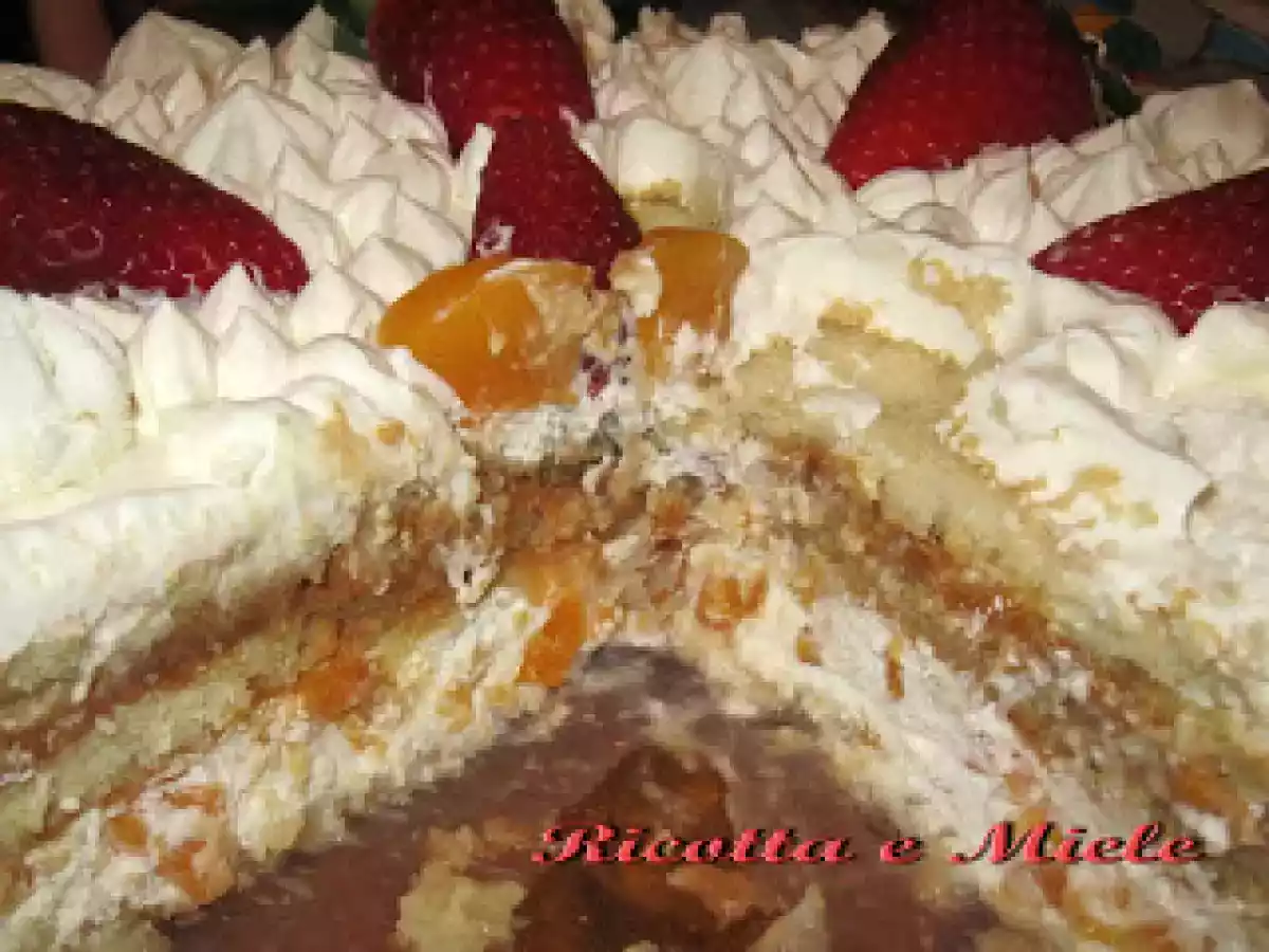 Torta golosa con panna e dulce de leche - foto 3