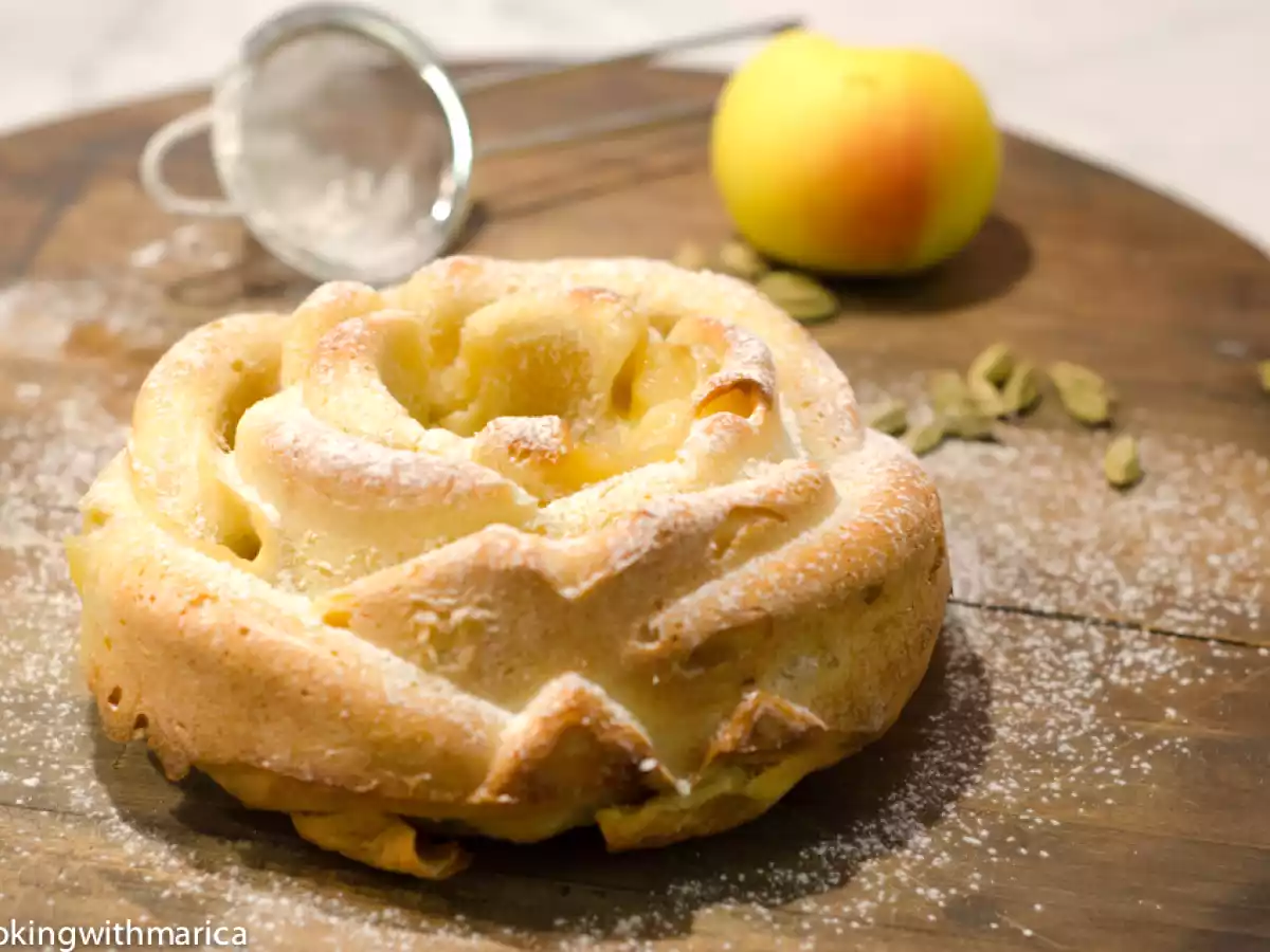 Torta lievitata alle mele