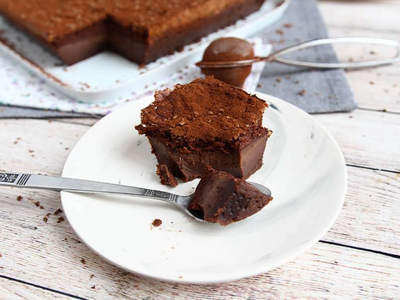 Torta magica al cioccolato - Ricetta Facile - foto 3