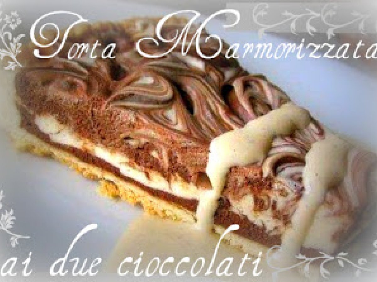 Torta marmorizzata ai due cioccolati