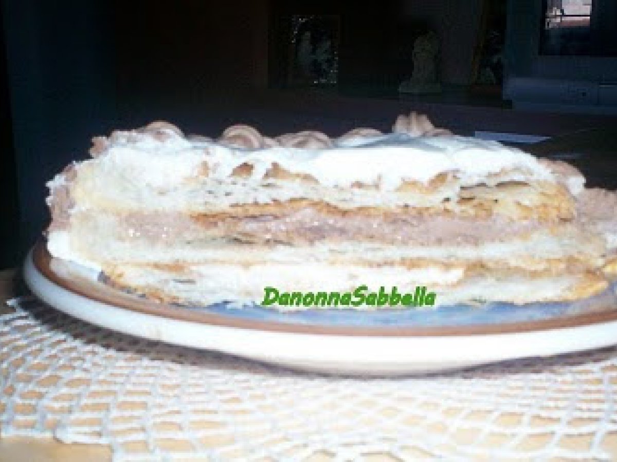 TORTA MILLEFOGLIE CON CREMA CHANTILLY E CREMA LEGGERA AL CICCOLATO...LA TORTA DI ALEX!!