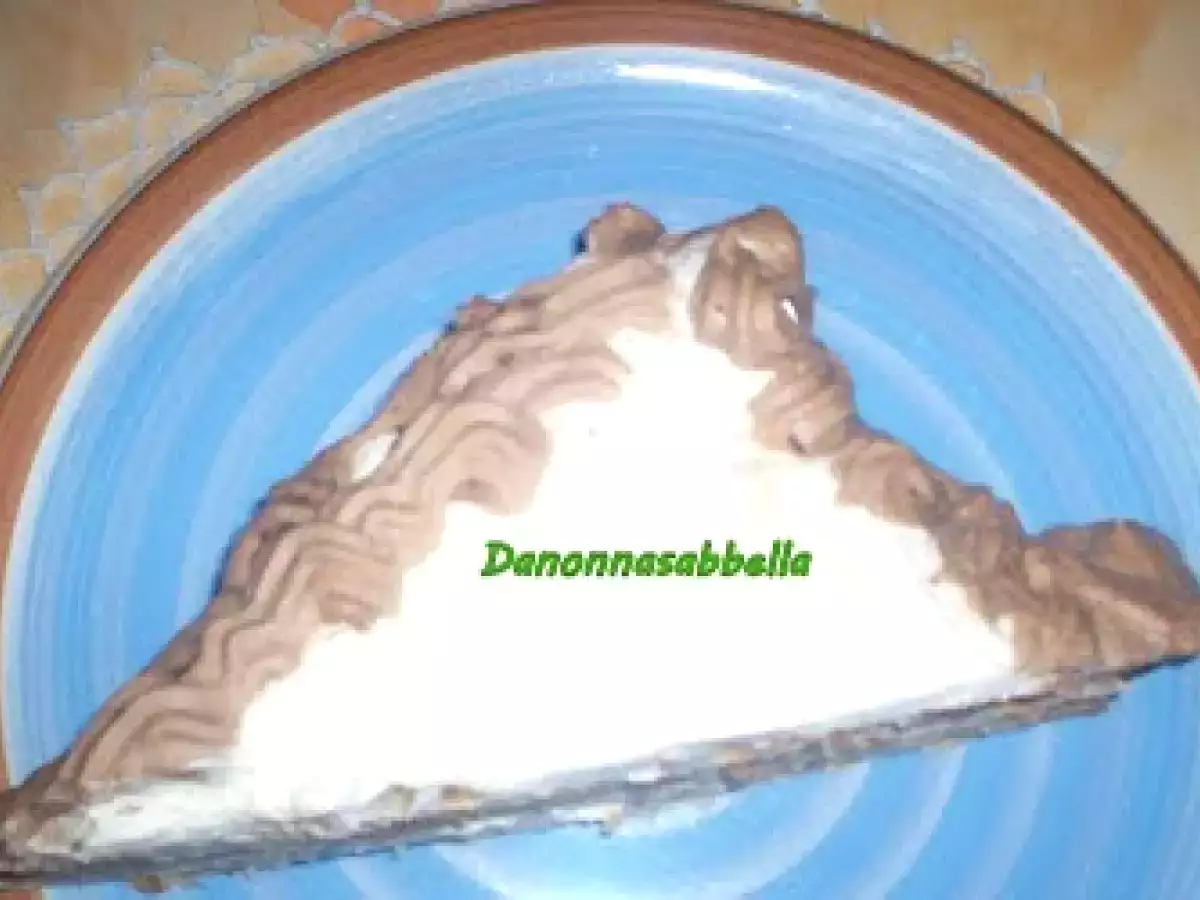 TORTA MILLEFOGLIE CON CREMA CHANTILLY E CREMA LEGGERA AL CICCOLATO...LA TORTA DI ALEX!! - foto 4