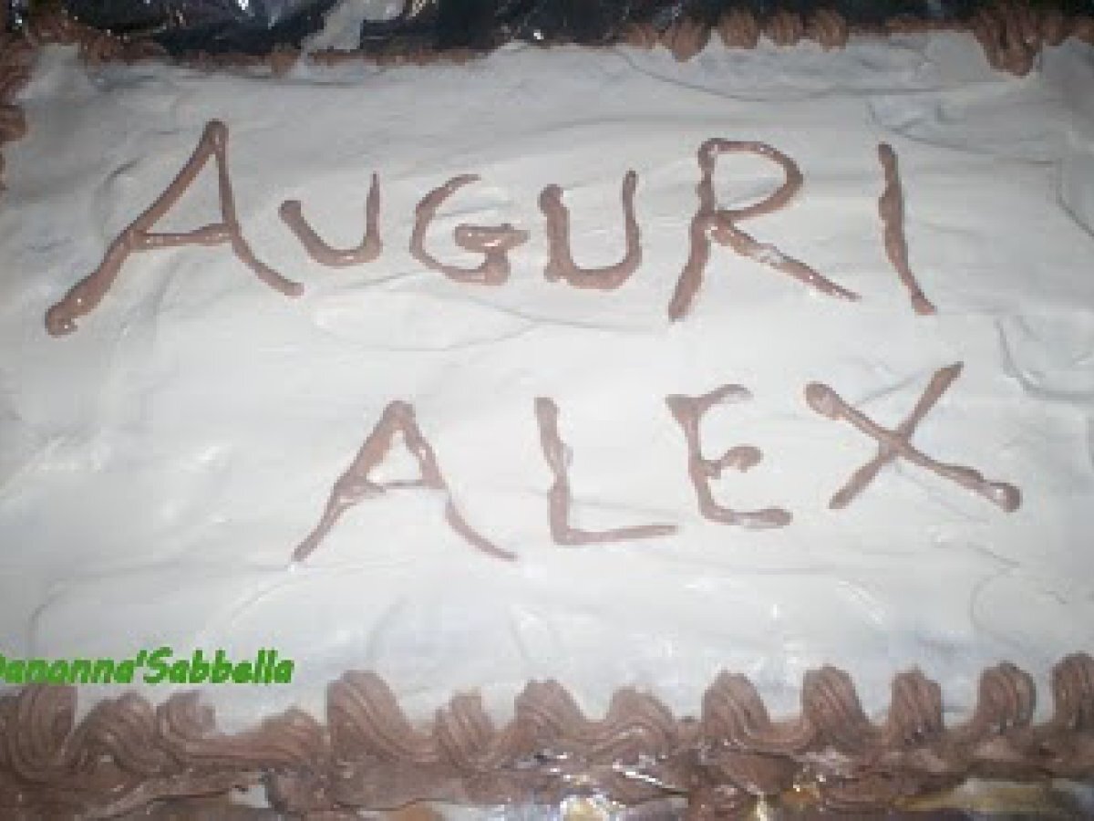 TORTA MILLEFOGLIE CON CREMA CHANTILLY E CREMA LEGGERA AL CICCOLATO...LA TORTA DI ALEX!! - foto 7