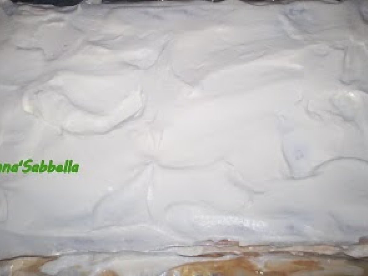 TORTA MILLEFOGLIE CON CREMA CHANTILLY E CREMA LEGGERA AL CICCOLATO...LA TORTA DI ALEX!! - foto 9