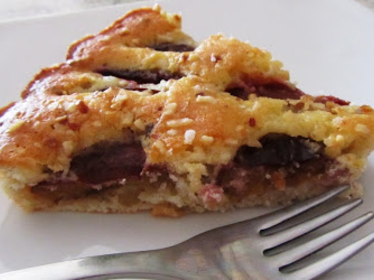 Torta morbida allo yogurt e prugne rosse Regina Claudia