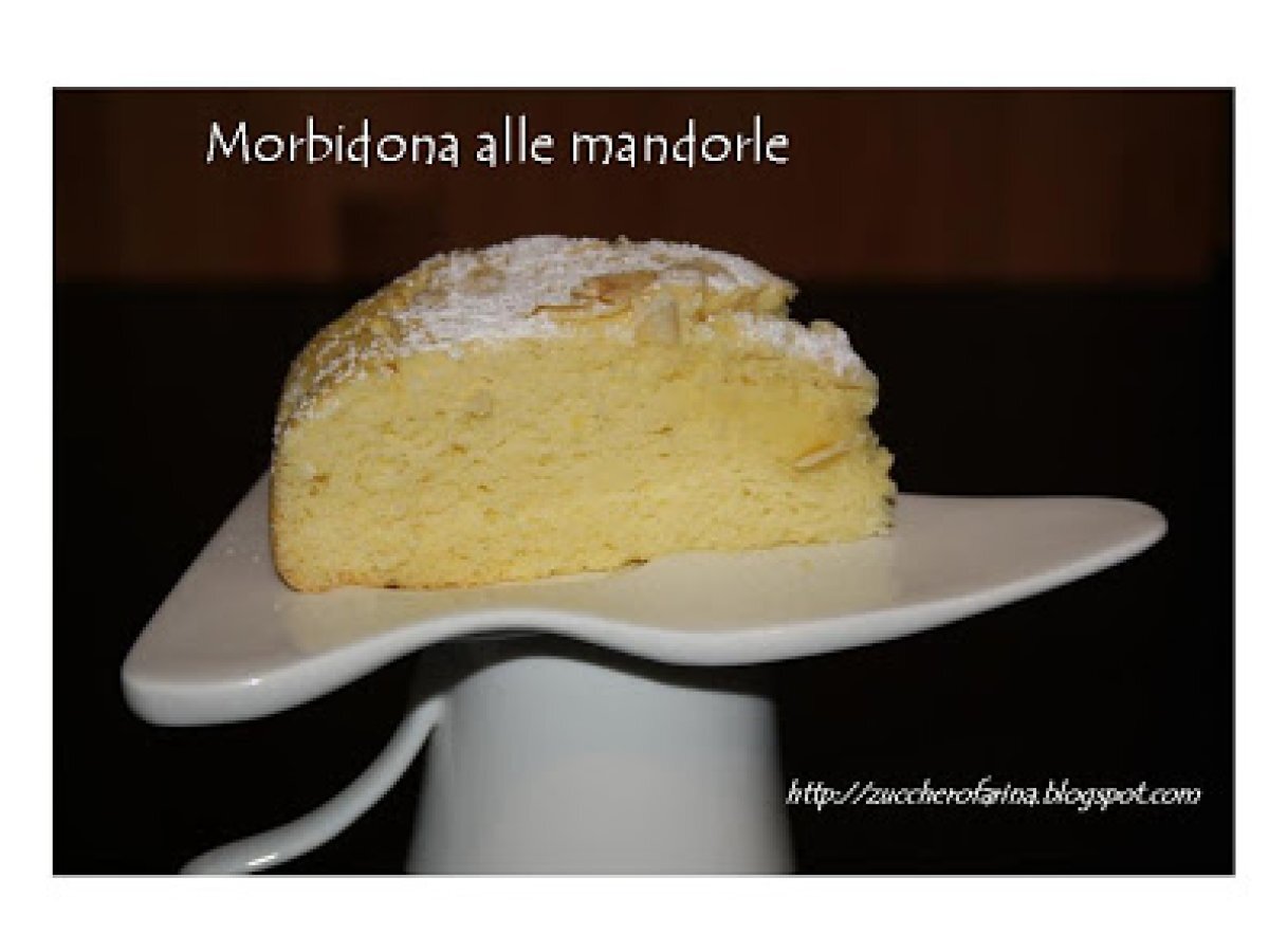 Torta morbidona alle mandorle - foto 3