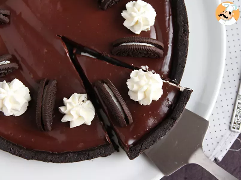 Torta Oreo con ganache al cioccolato senza cottura - foto 5