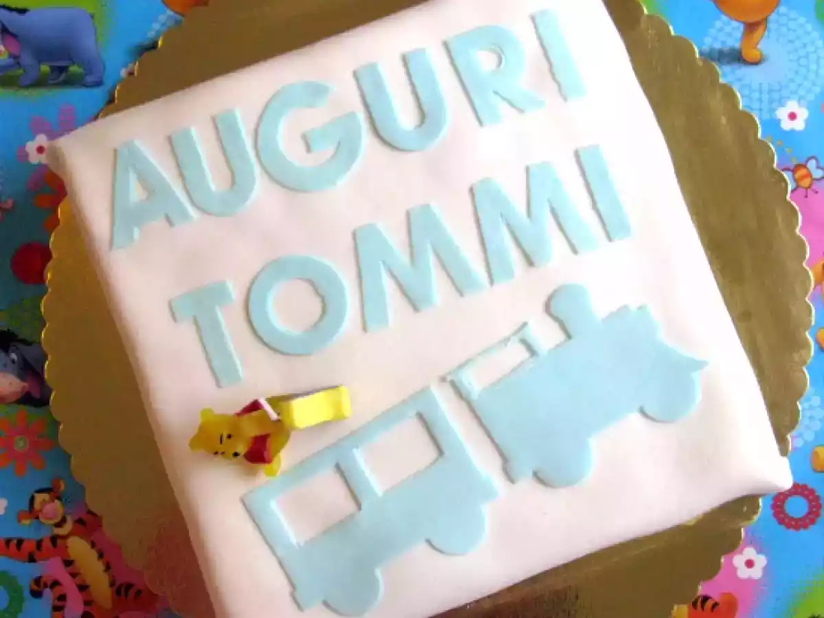 TORTA PANNA, FRAGOLINE DI BOSCO E CIOCCOLATO - foto 2