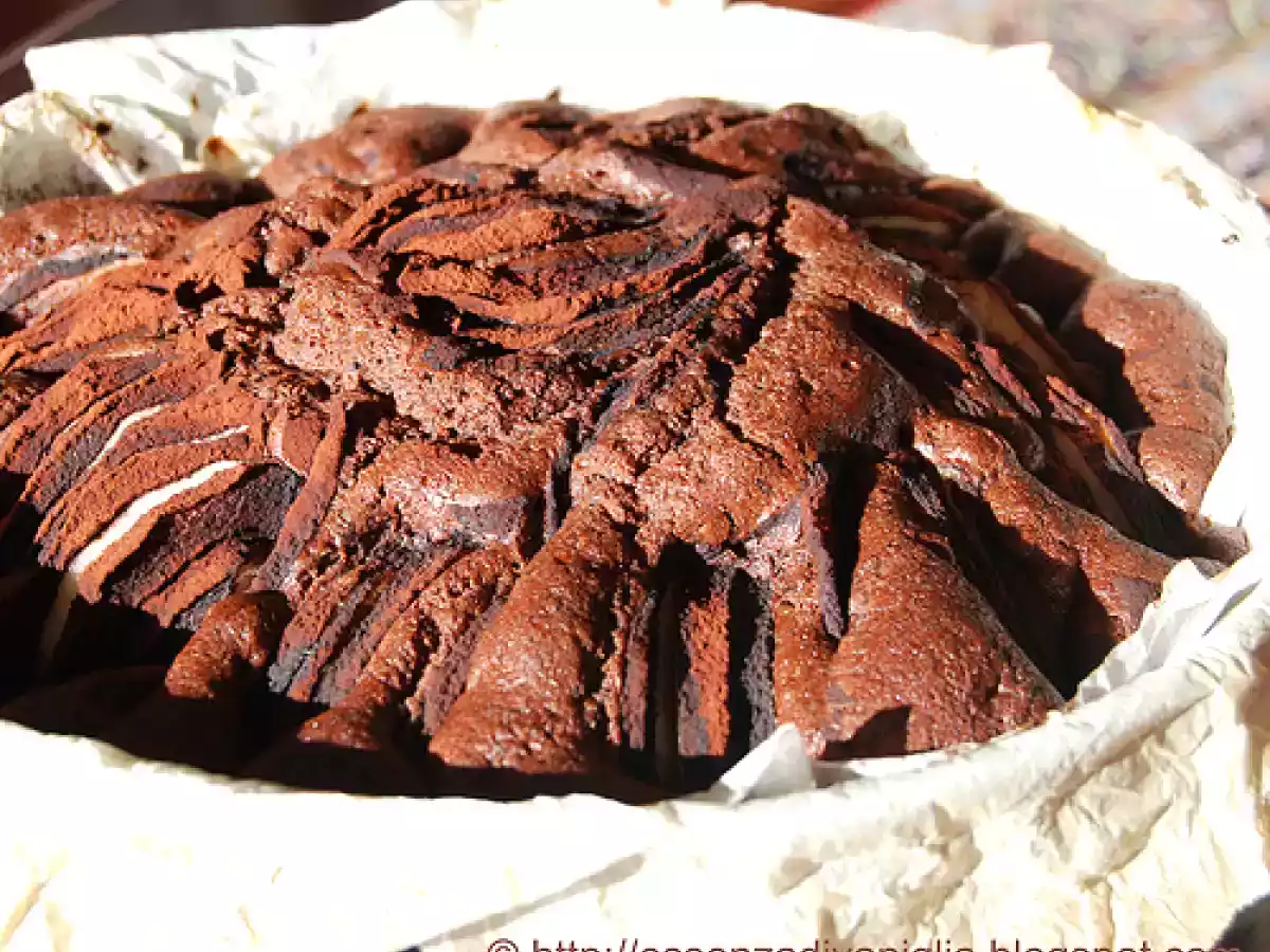 TORTA PERE & CIOCCOLATO (profumata alla vaniglia) - foto 3