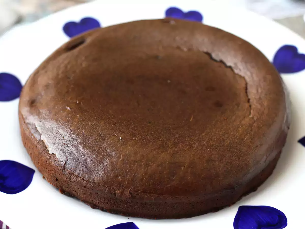 Torta proteica al cioccolato fondente: la ricetta facile da preparare - foto 6
