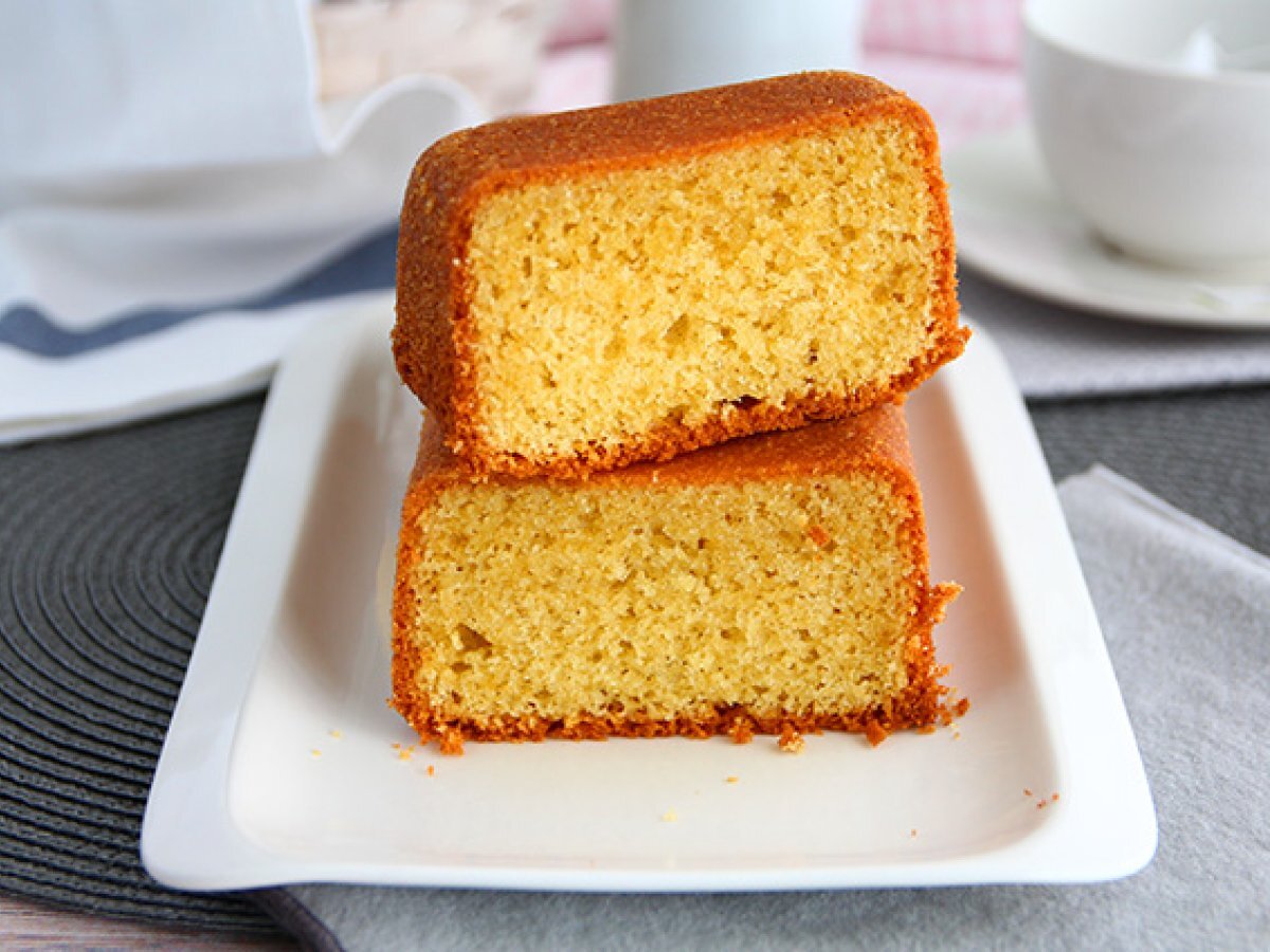 Torta quattro quarti - Ricetta semplice e veloce - foto 3