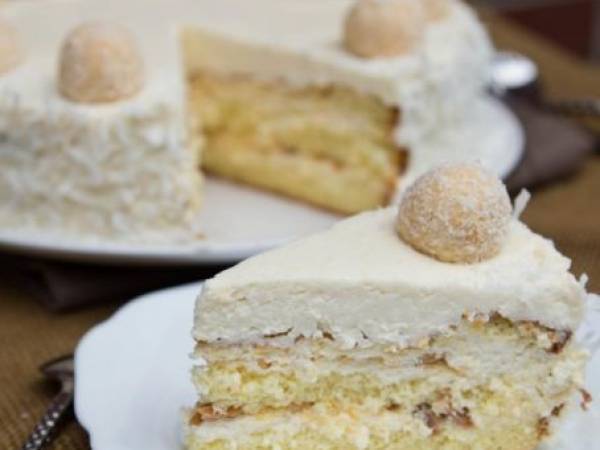 Torta Raffaello al cocco