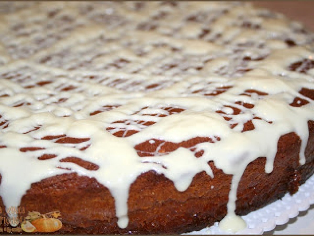 Torta ricotta e menta con copertura di cioccolato bianco