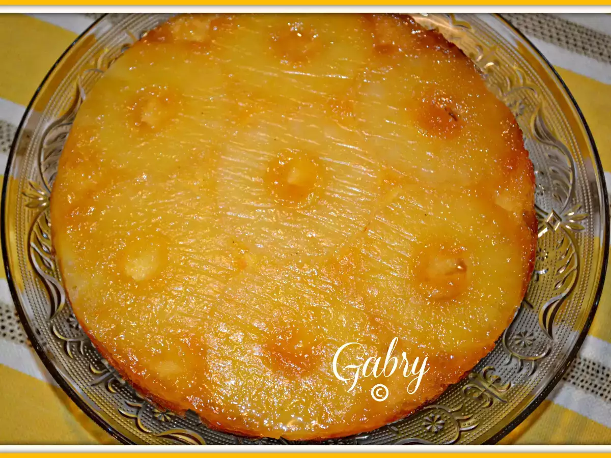 Torta rovesciata all'ananas