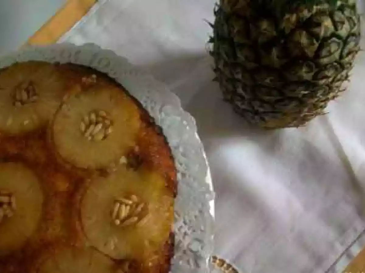 TORTA ROVESCIATA ALL'ANANAS CON PINOLI - foto 3