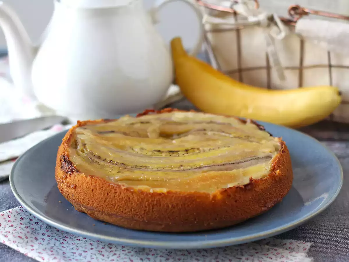 Torta rovesciata alle banane extra fondente soffice e caramellata - foto 4