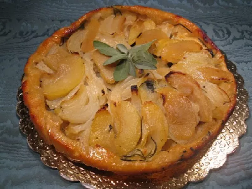 Torta rovesciata di cipolle e mele, foto 1