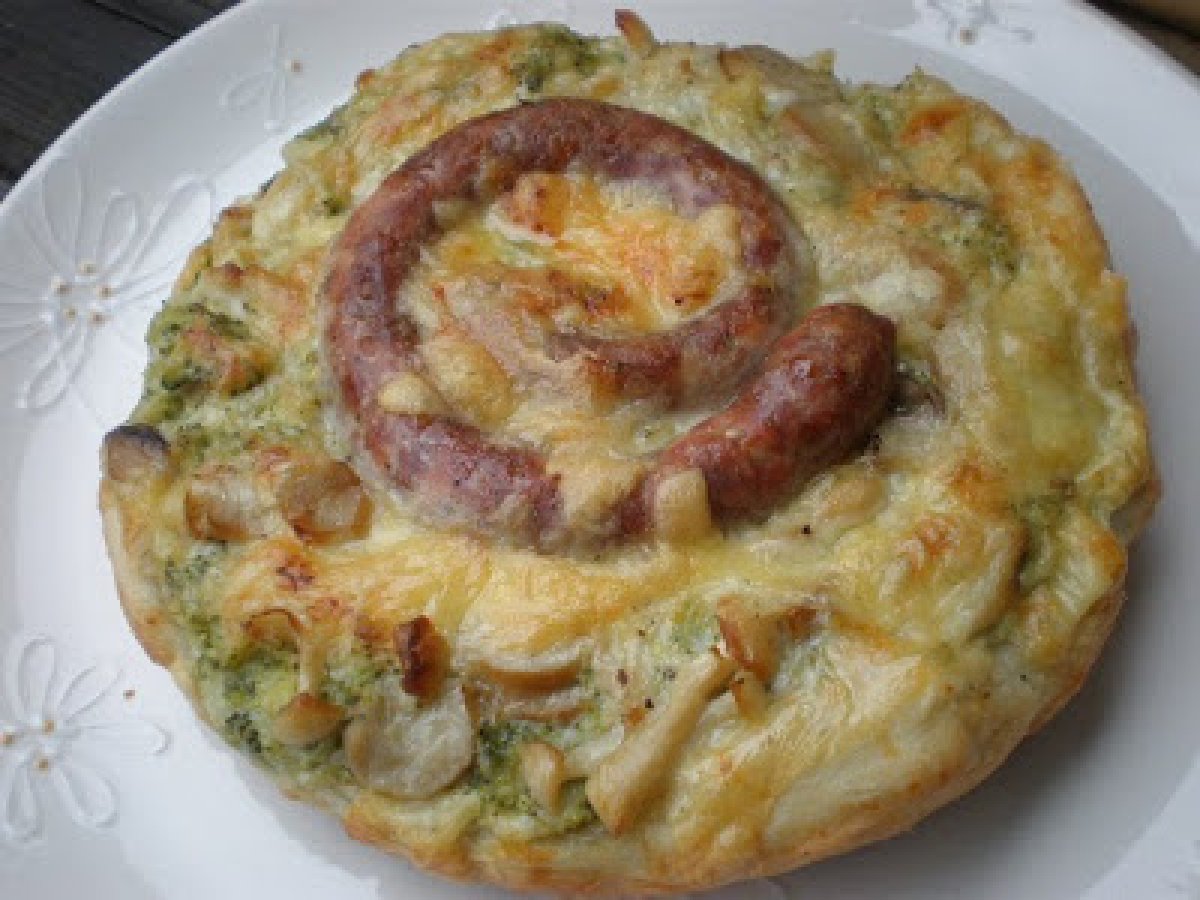 Torta rustica broccoli e salsiccia