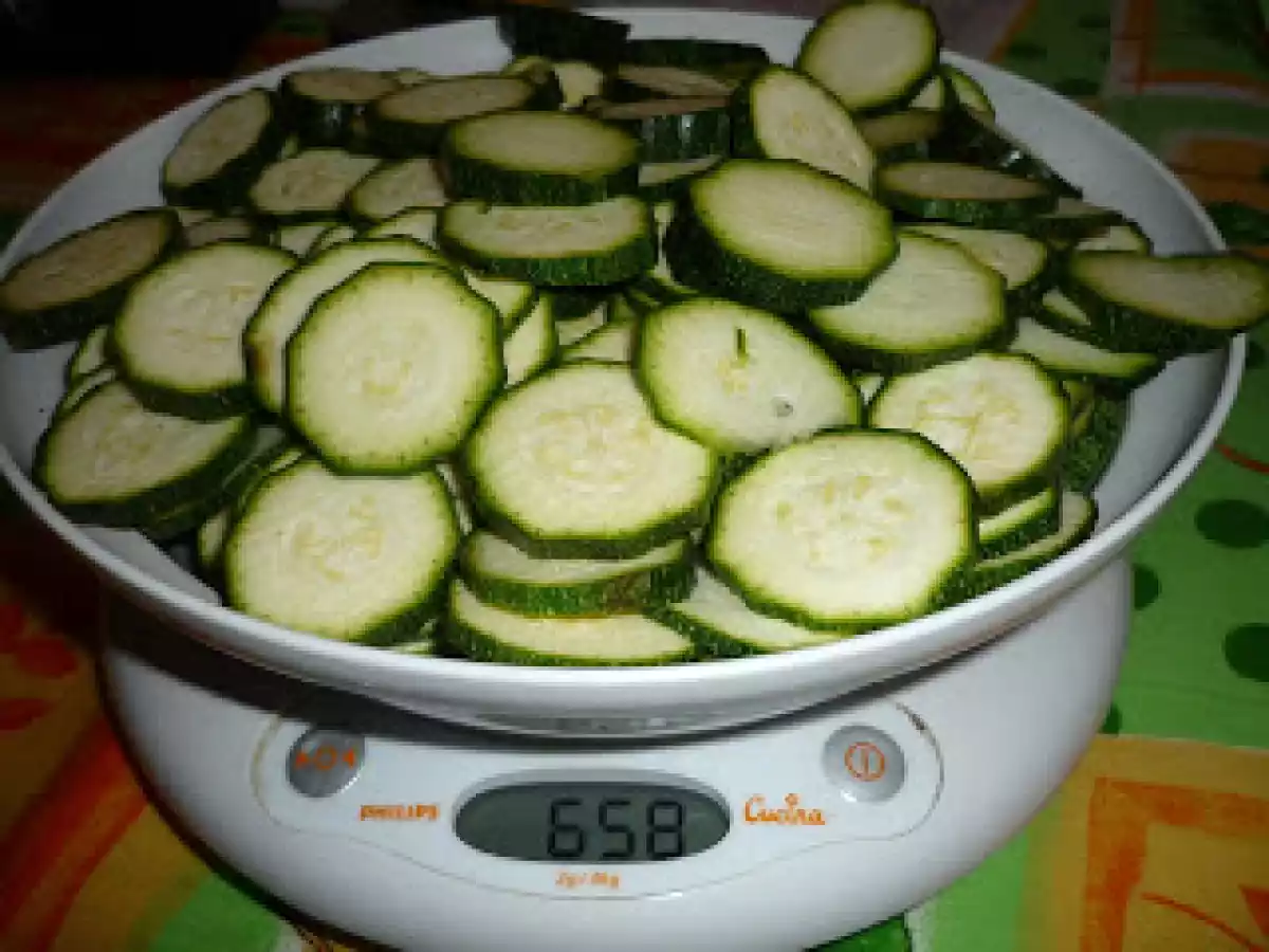 TORTA SALATA ALLA MOUSSE DI ZUCCHINE E CAPRINO - foto 5