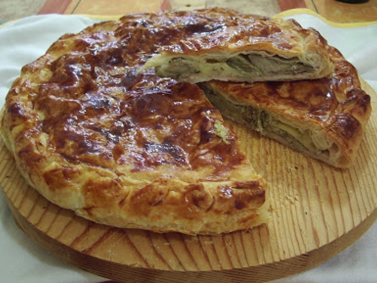 Torta salata carciofi e camembert