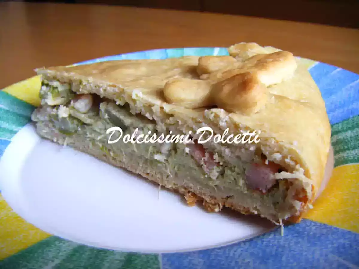 Torta salata con asparagi e gamberetti