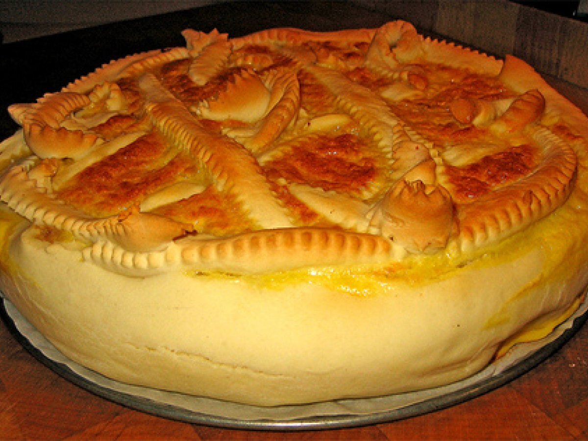 Torta salata con cipolla e salsiccia - foto 2