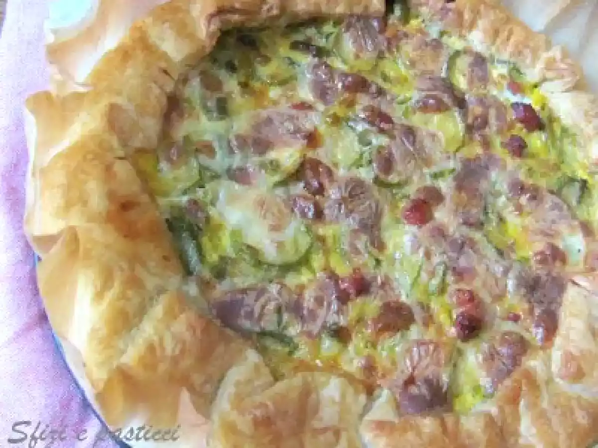 Torta salata con porri e zucchine