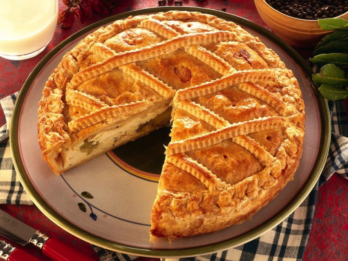Torta salata con ricotta e carciofi