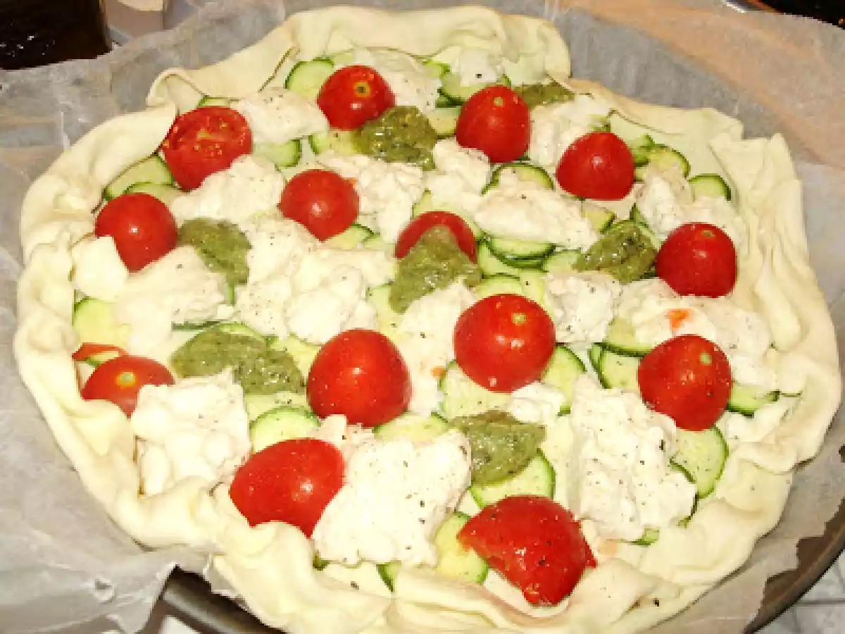 TORTA SALATA CON STACCHINO E PESTO - foto 2