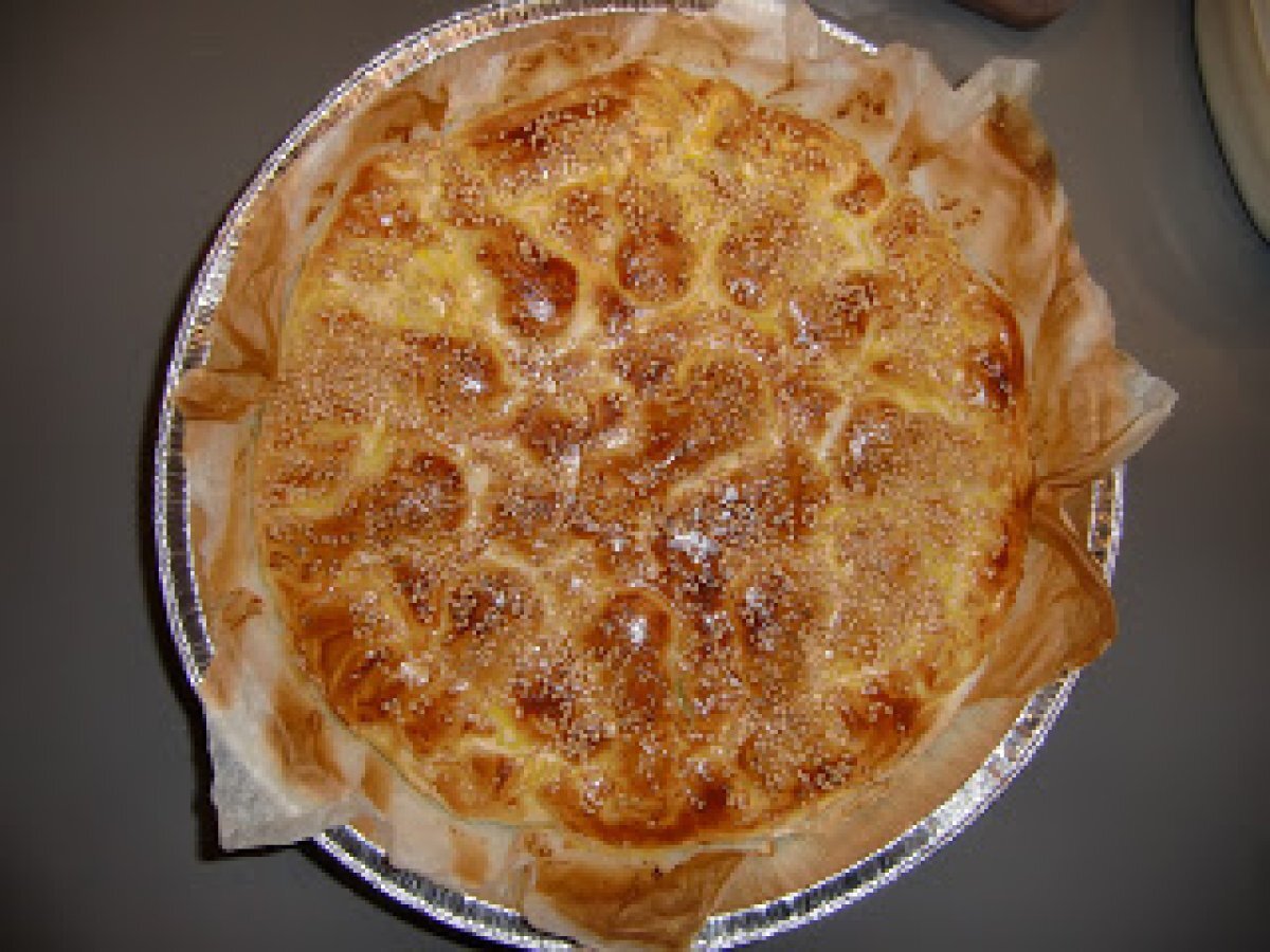 Torta salata con zucchine e sesamo