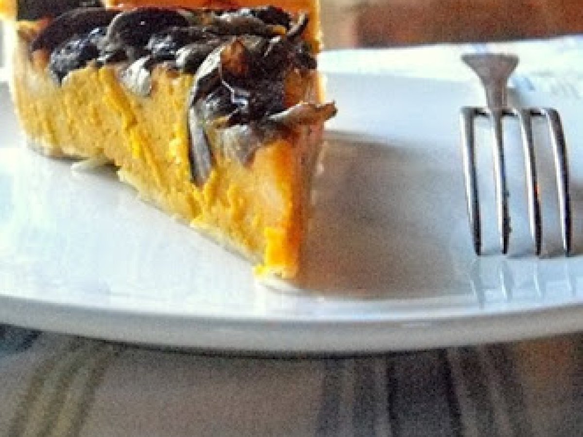 Torta salata di zucca radicchio e gorgonzola