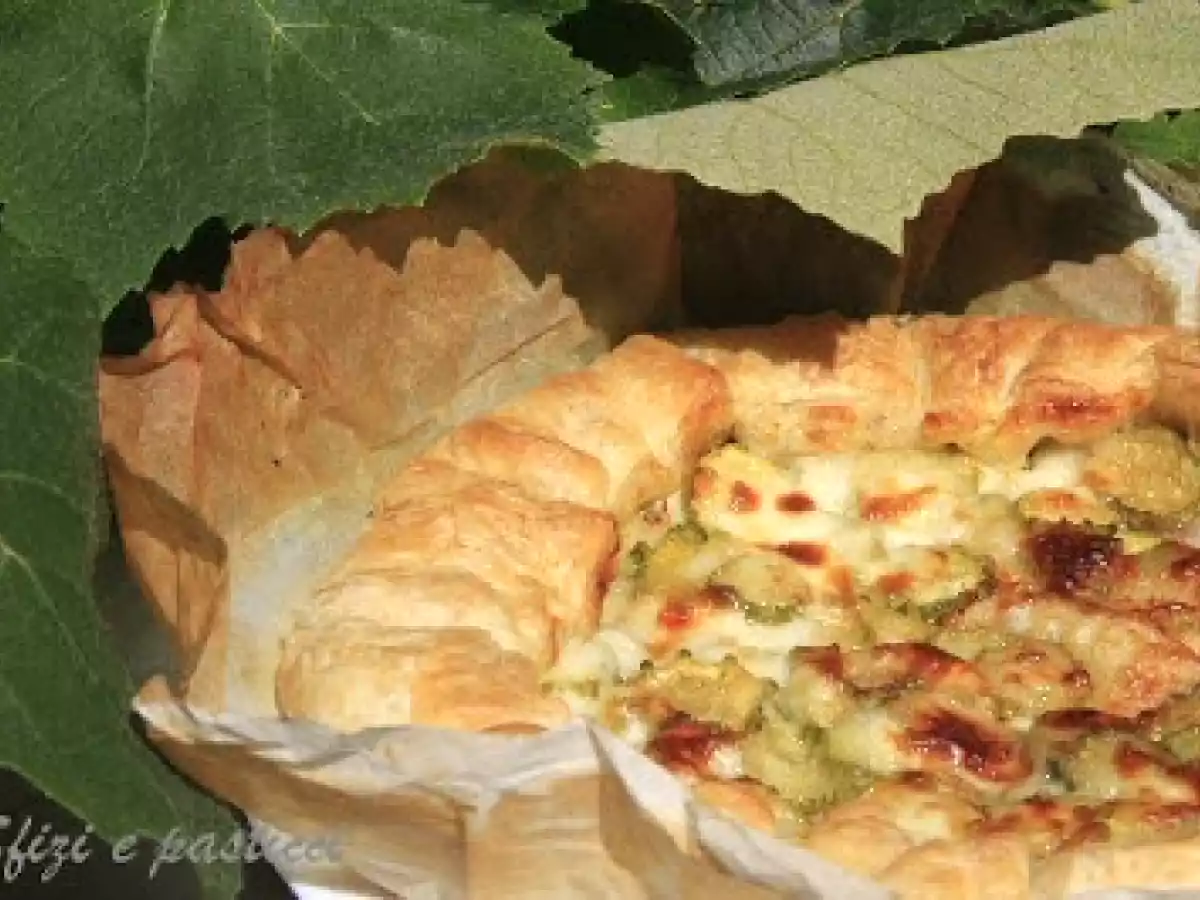 Torta salata prosciutto, zucchine e stracchino - foto 3