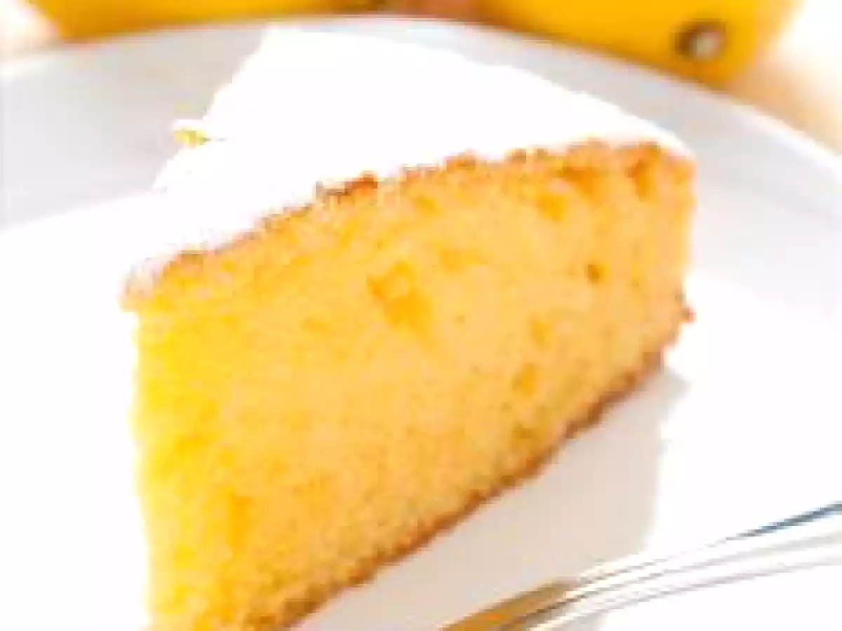 Torta soffice al limone: il dolce profumato e leggero perfetto per ogni occasione