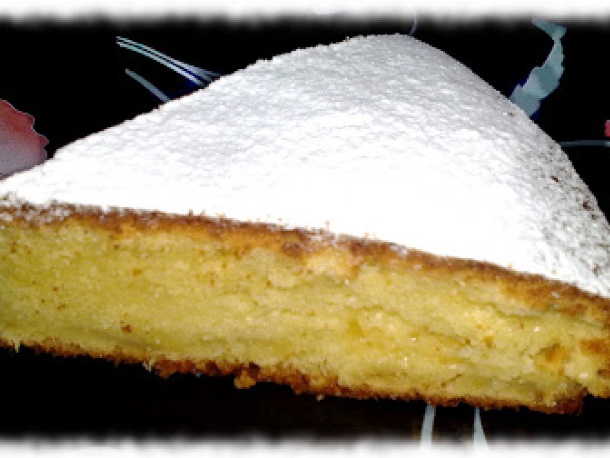 Torta Soffice di Pere, Grappa e Cioccolato Bianco