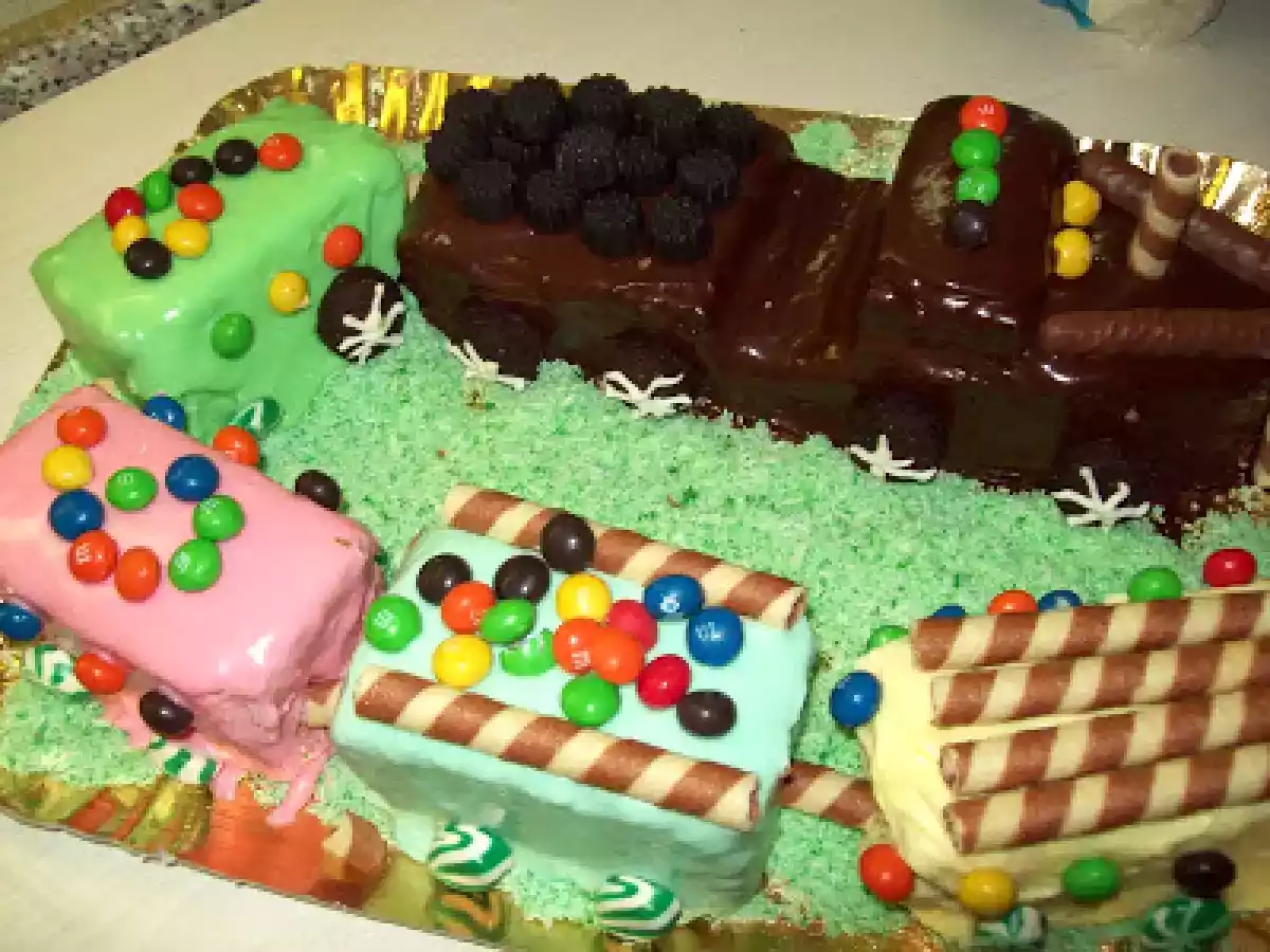 TORTA TRENINO PER IL MIO BAMBINO - foto 3