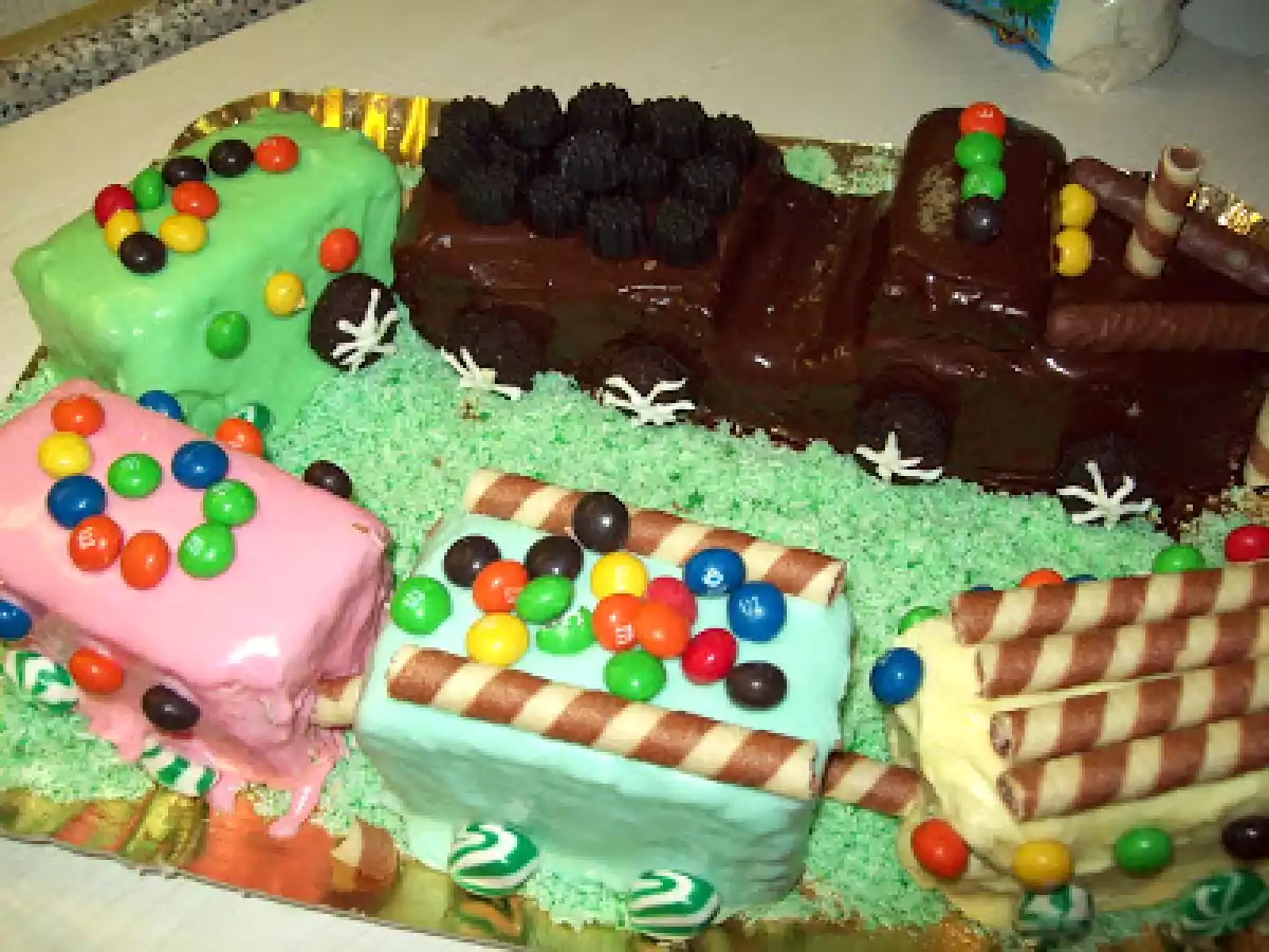 TORTA TRENINO PER IL MIO BAMBINO - foto 5