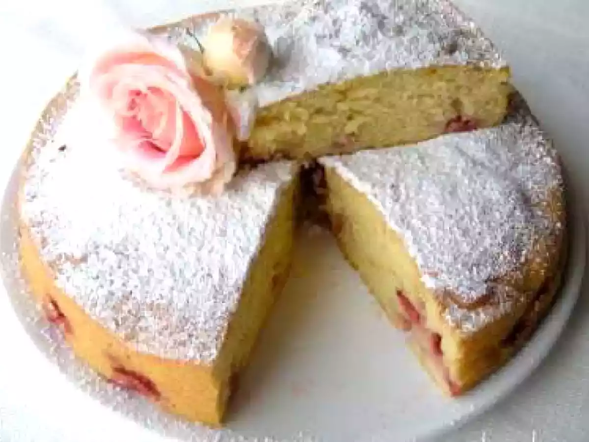 torta vasetti e fragole