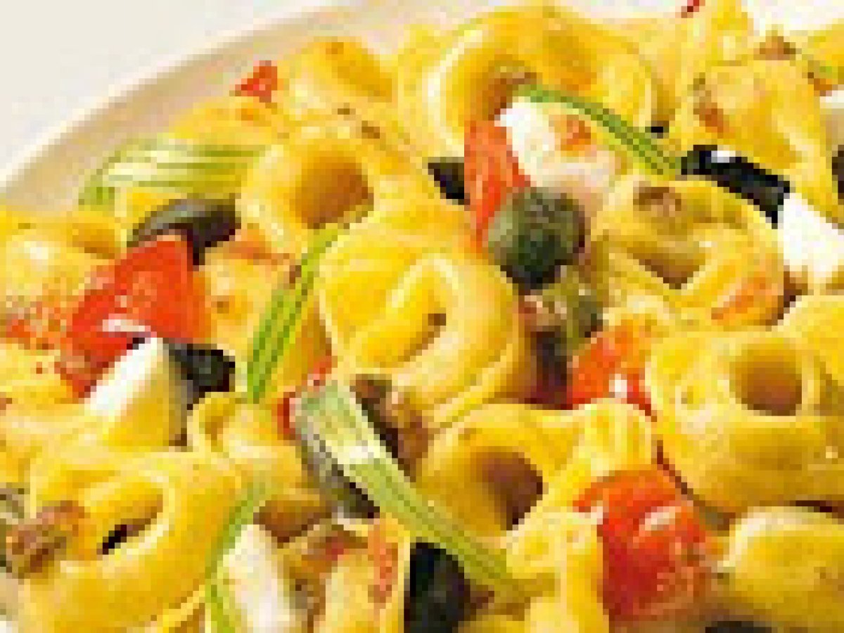 Tortellini alla mediterranea