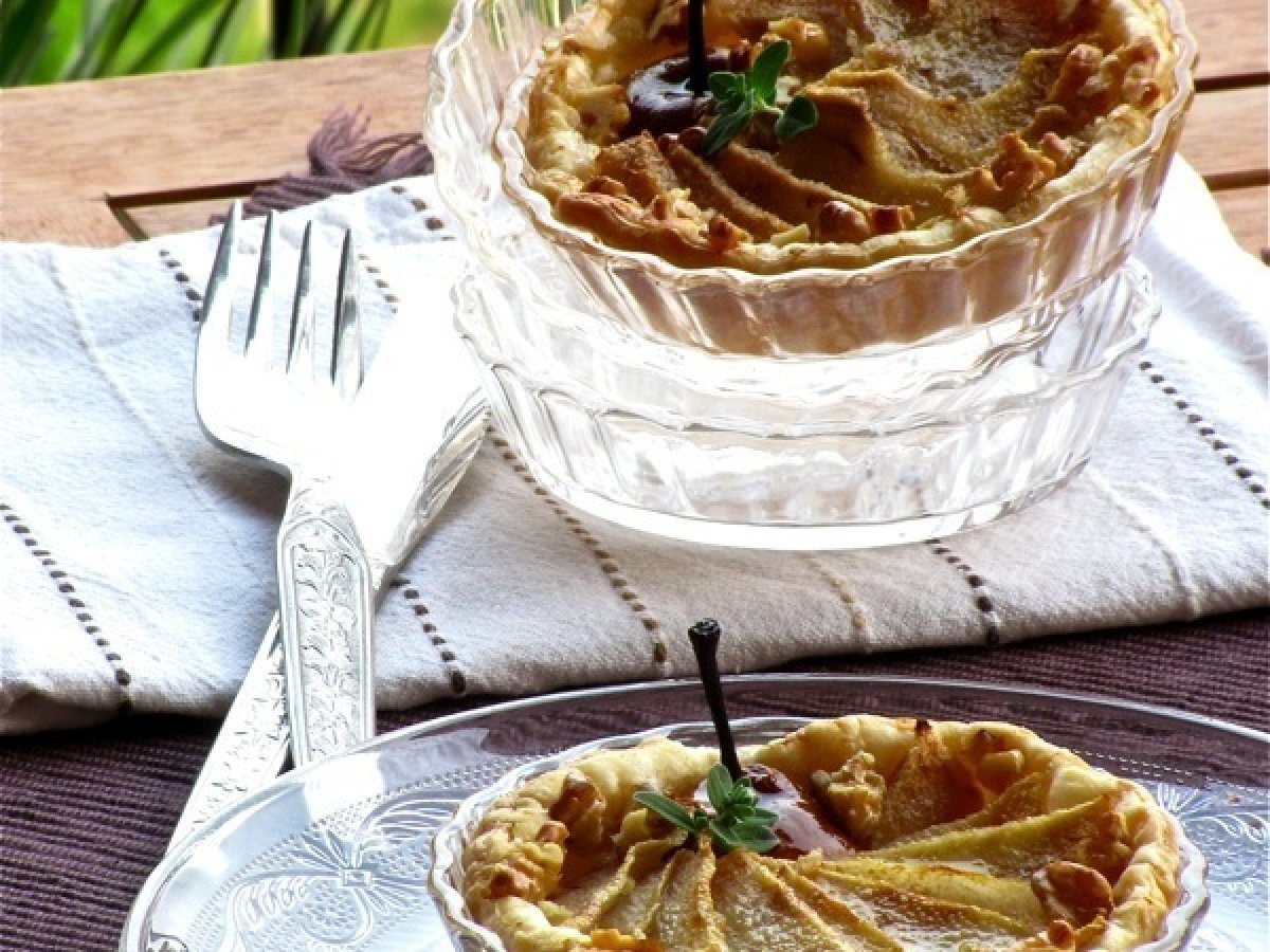 Tortina salata con stracchino, pere e noci - foto 2