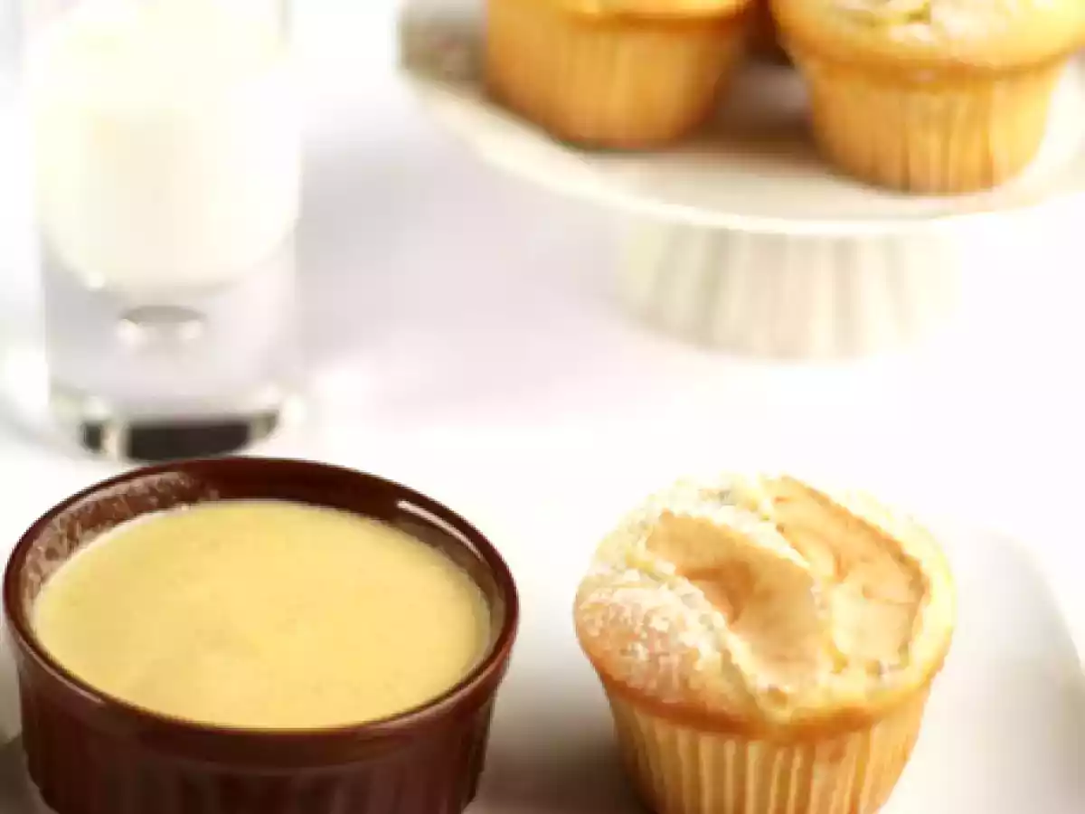 Tortini alle mele con salsa inglese alla cannella