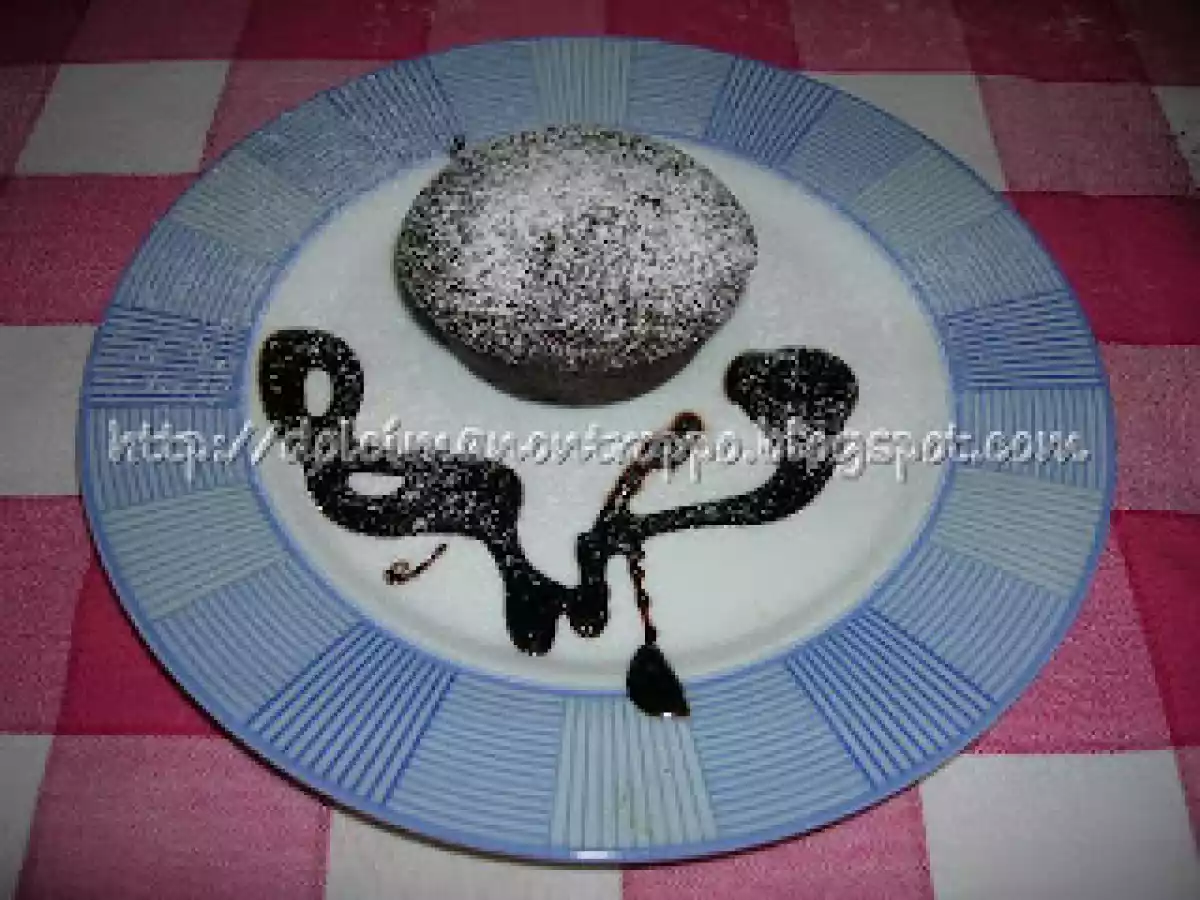 TORTINI CON IL CUORE MORBIDO DI CIOCCOLATO DI BENEDETTA PARODI