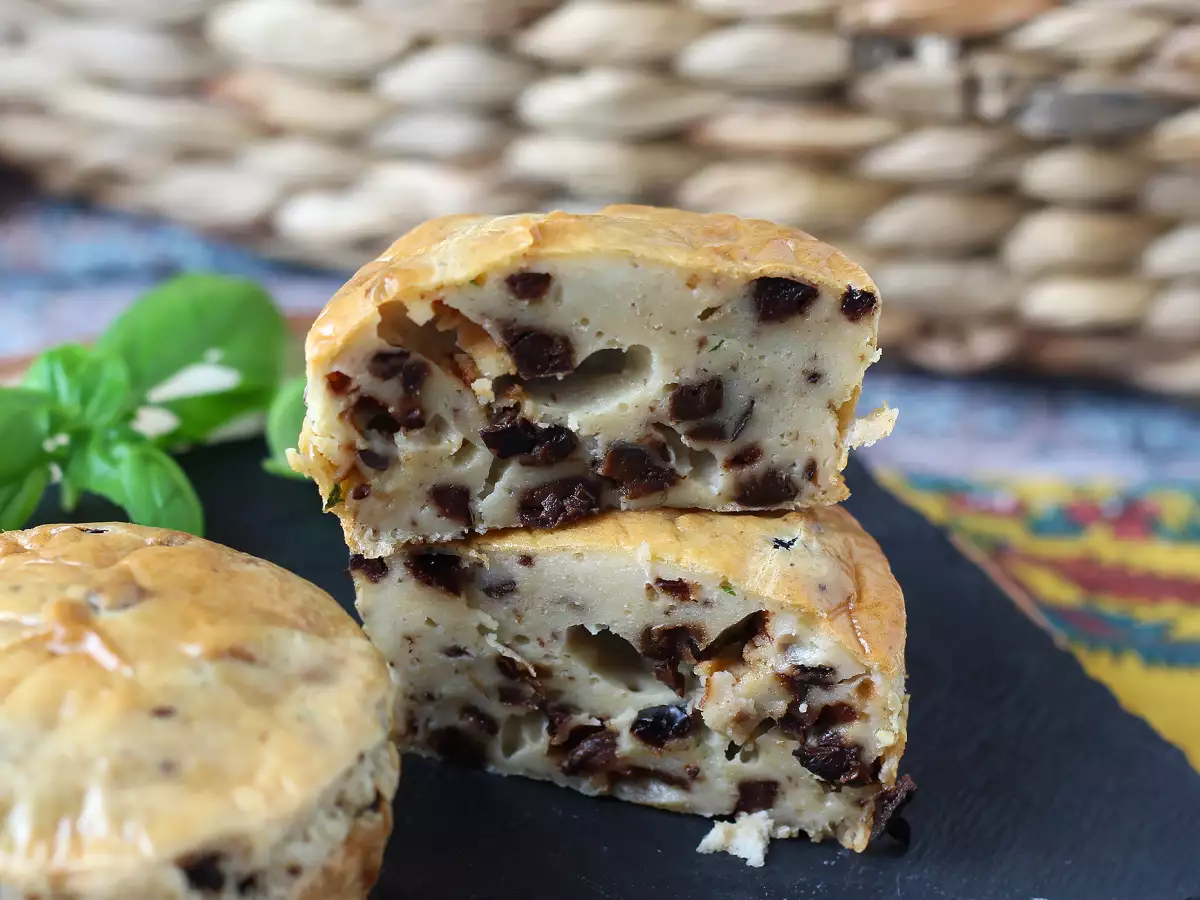 Tortini salati con olive e Philadelphia in friggitrice ad aria - foto 4