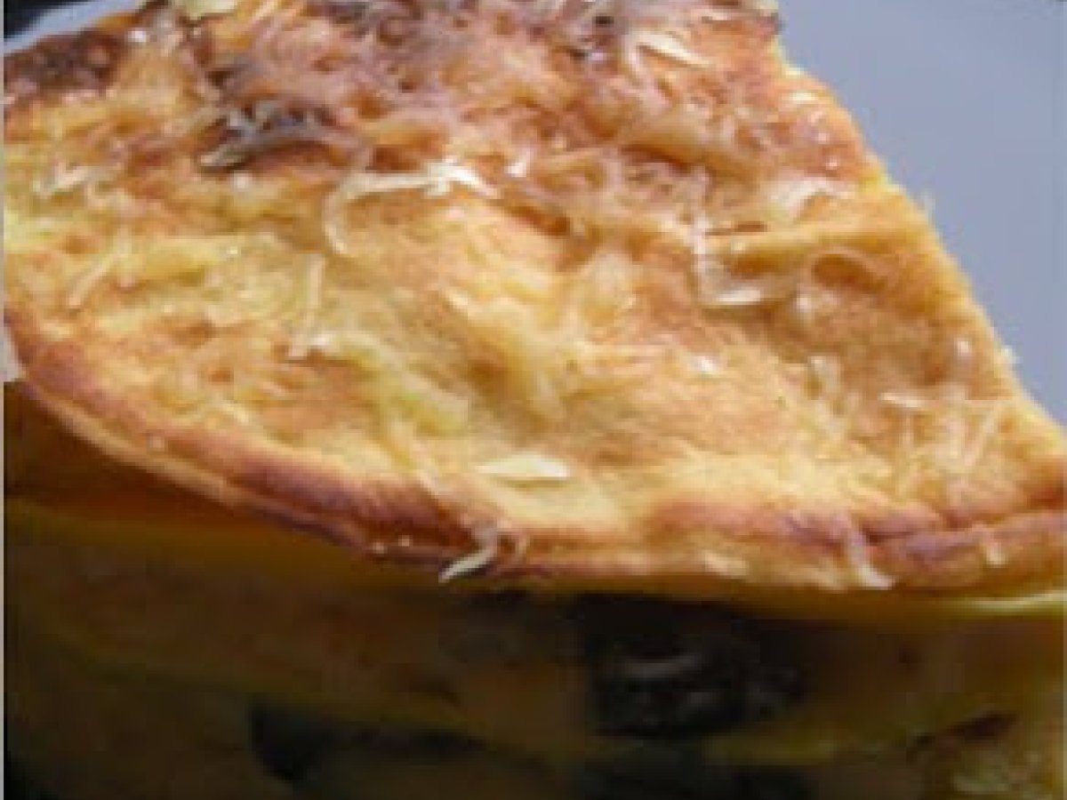 Tortino di crêpes di patate con emmentaler e funghi
