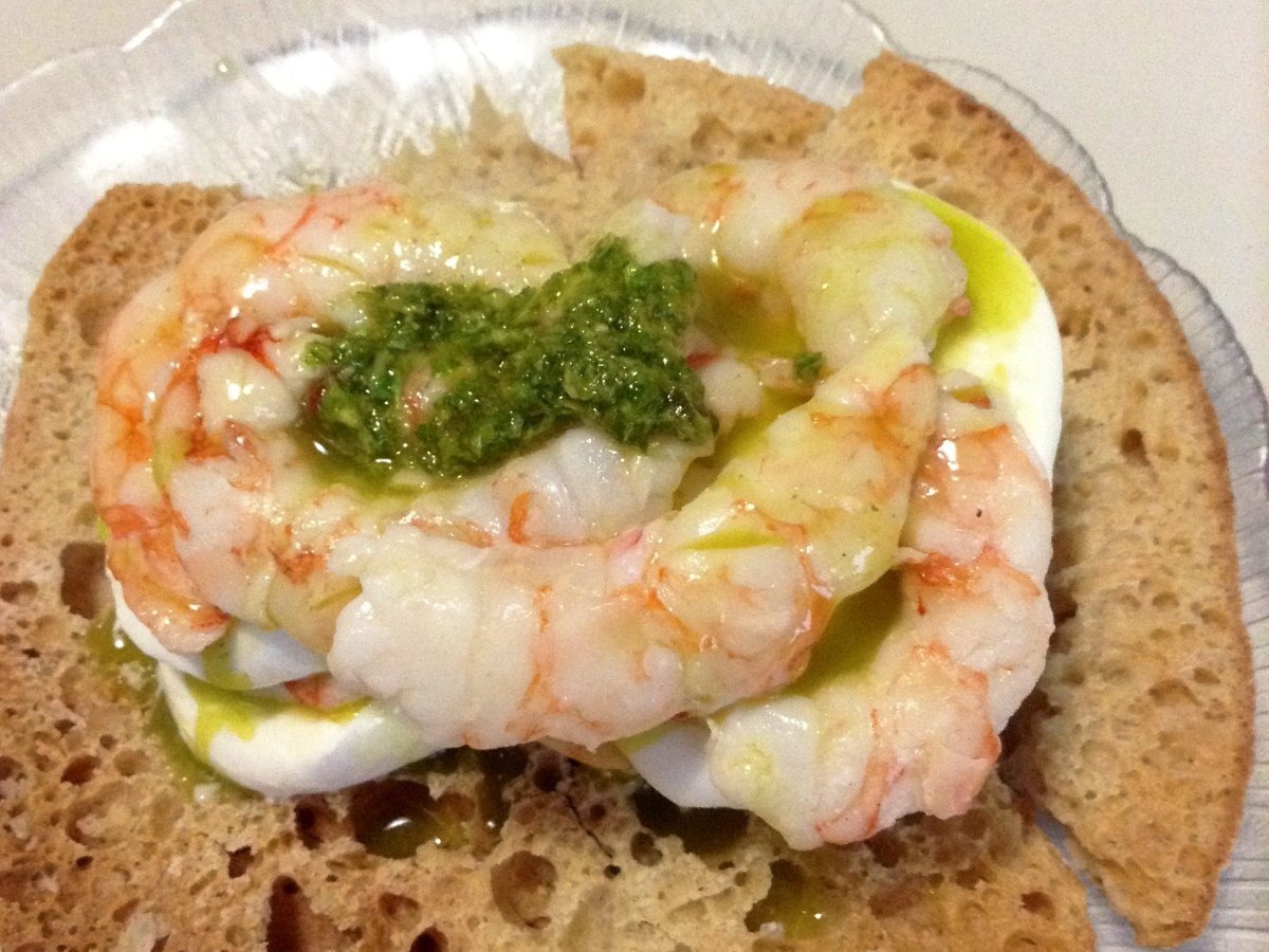 Tortino di Gamberi Bufala e Olio al Basilico