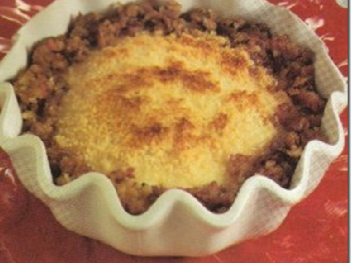 Tortino rustico con patate e salsiccia