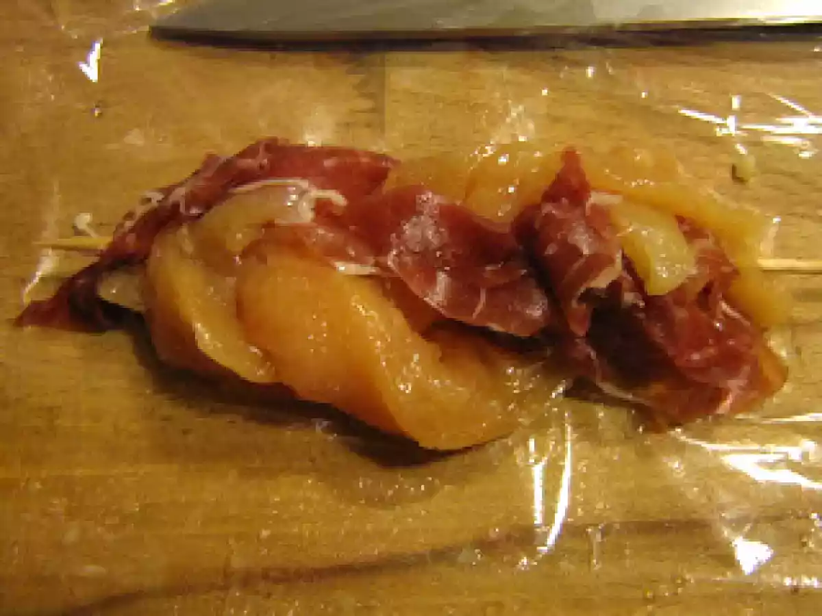 TRECCINE DI POLLO SU VELLUTATA DI PISELLI - foto 7