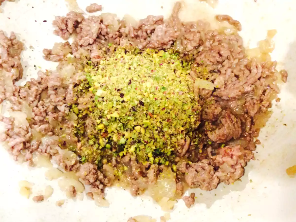 Trofie al pesto di pistacchio e ragù bianco - foto 4